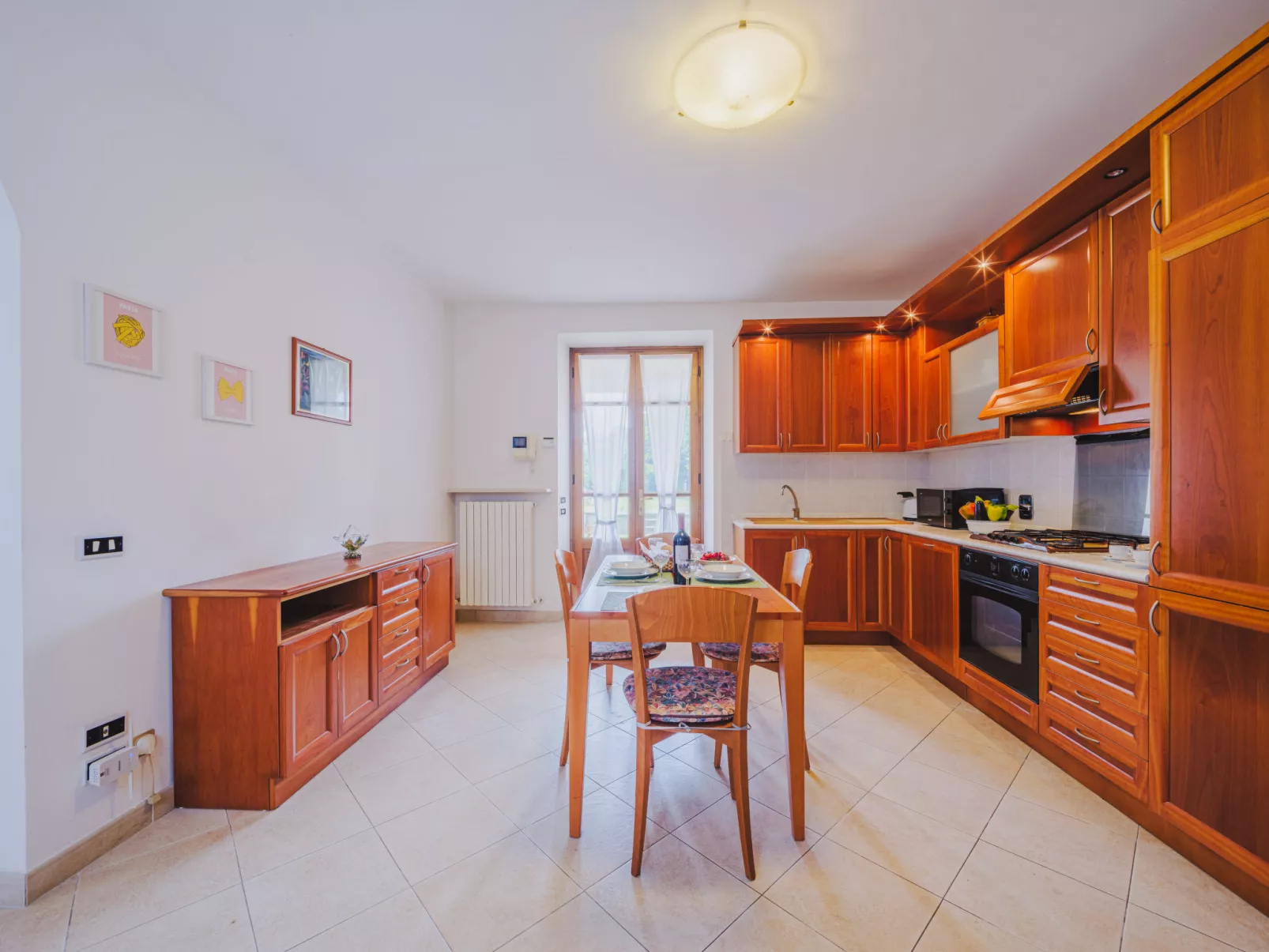 Villa Giuliana-Dedans