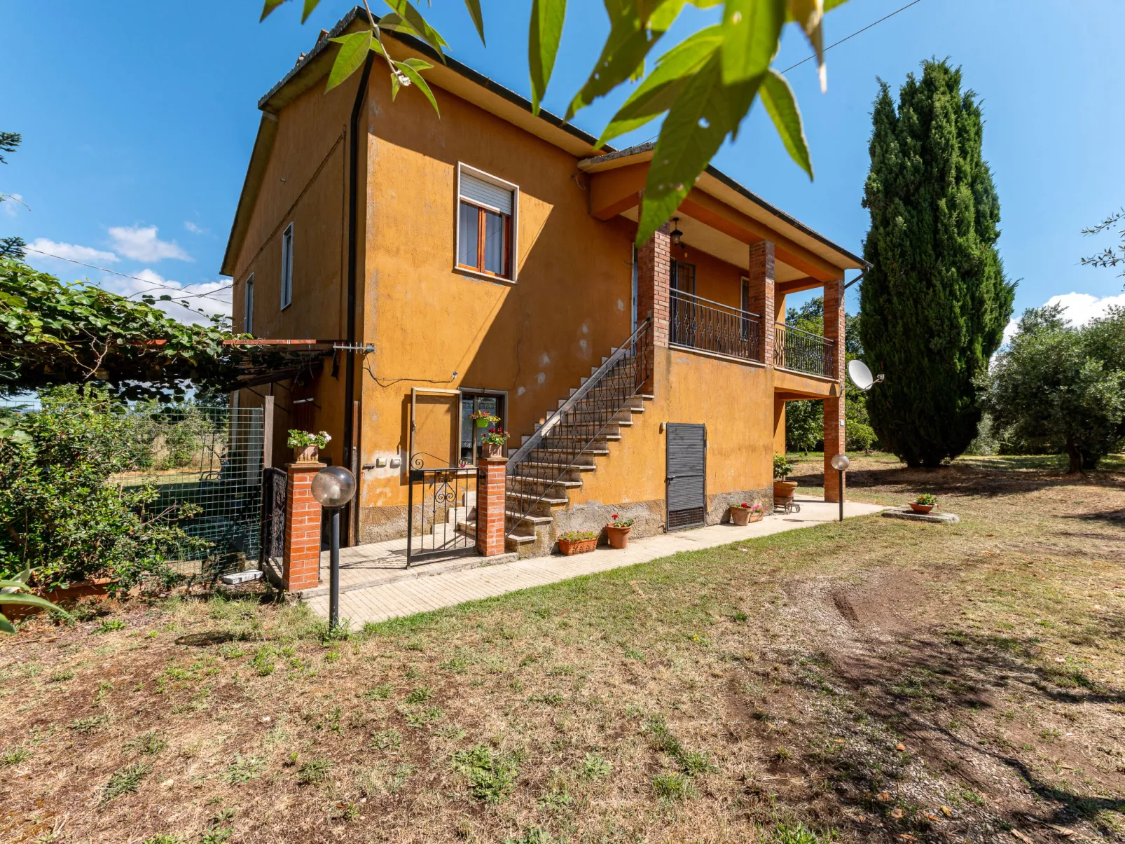 Podere Cavaceppi-Outside