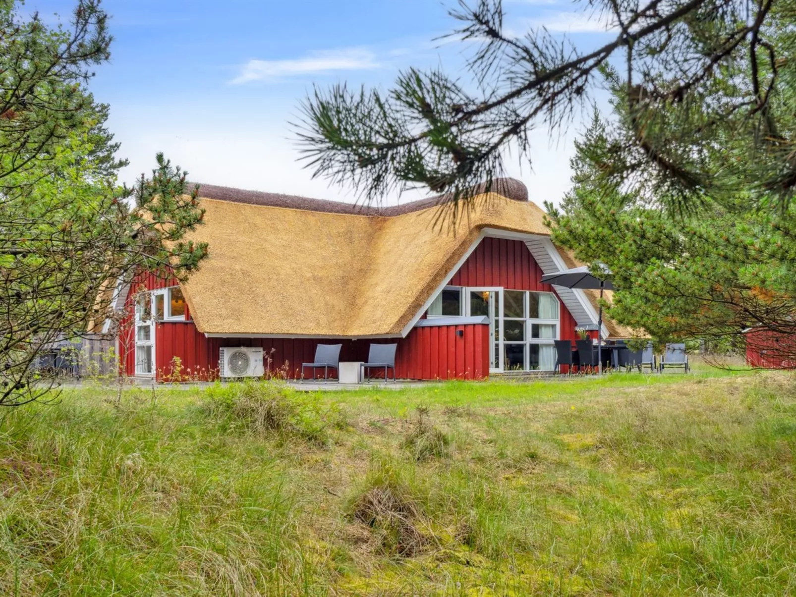 "Urpo" - 6km from the sea-Inside