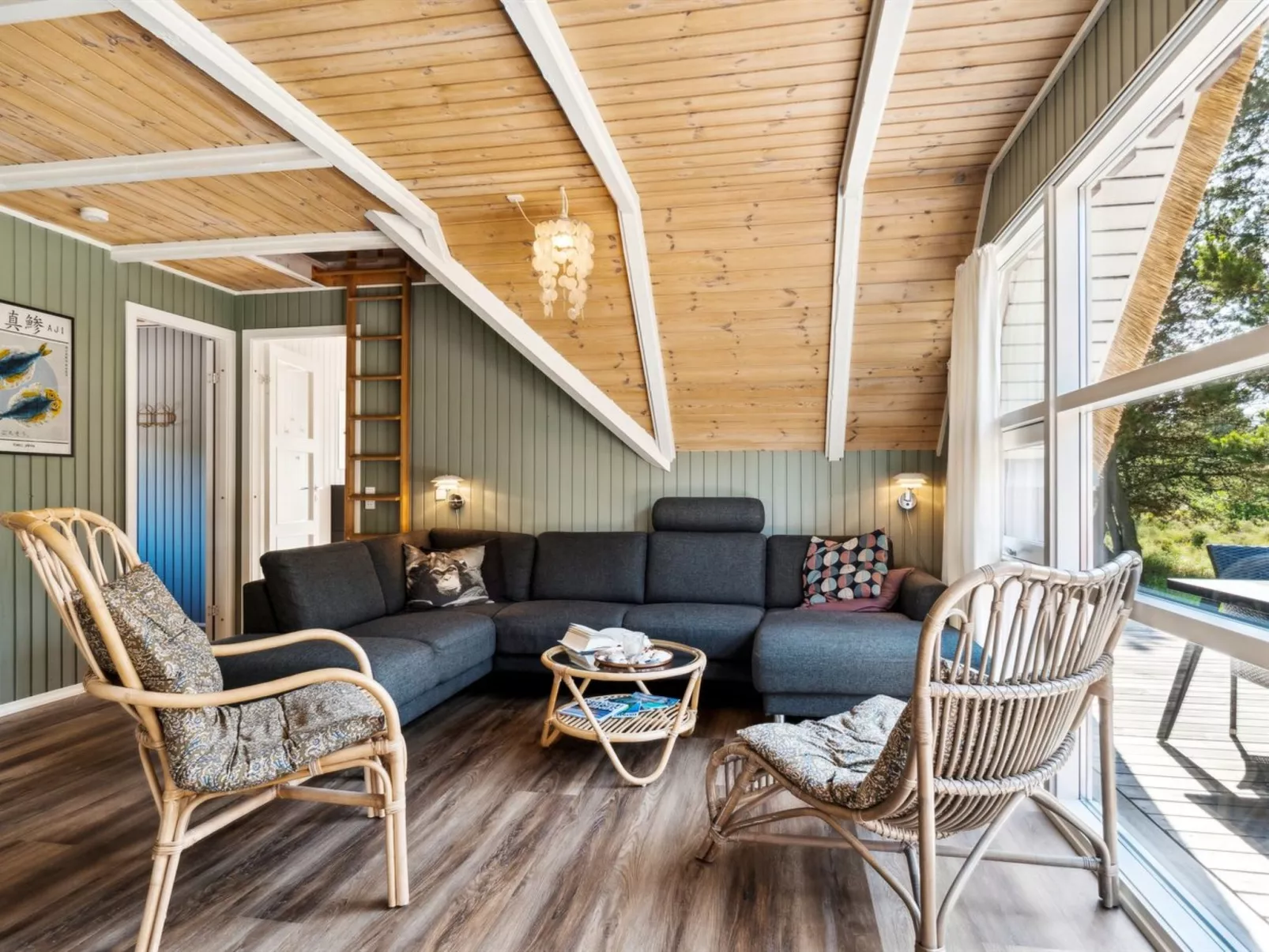 "Urpo" - 6km from the sea-Inside