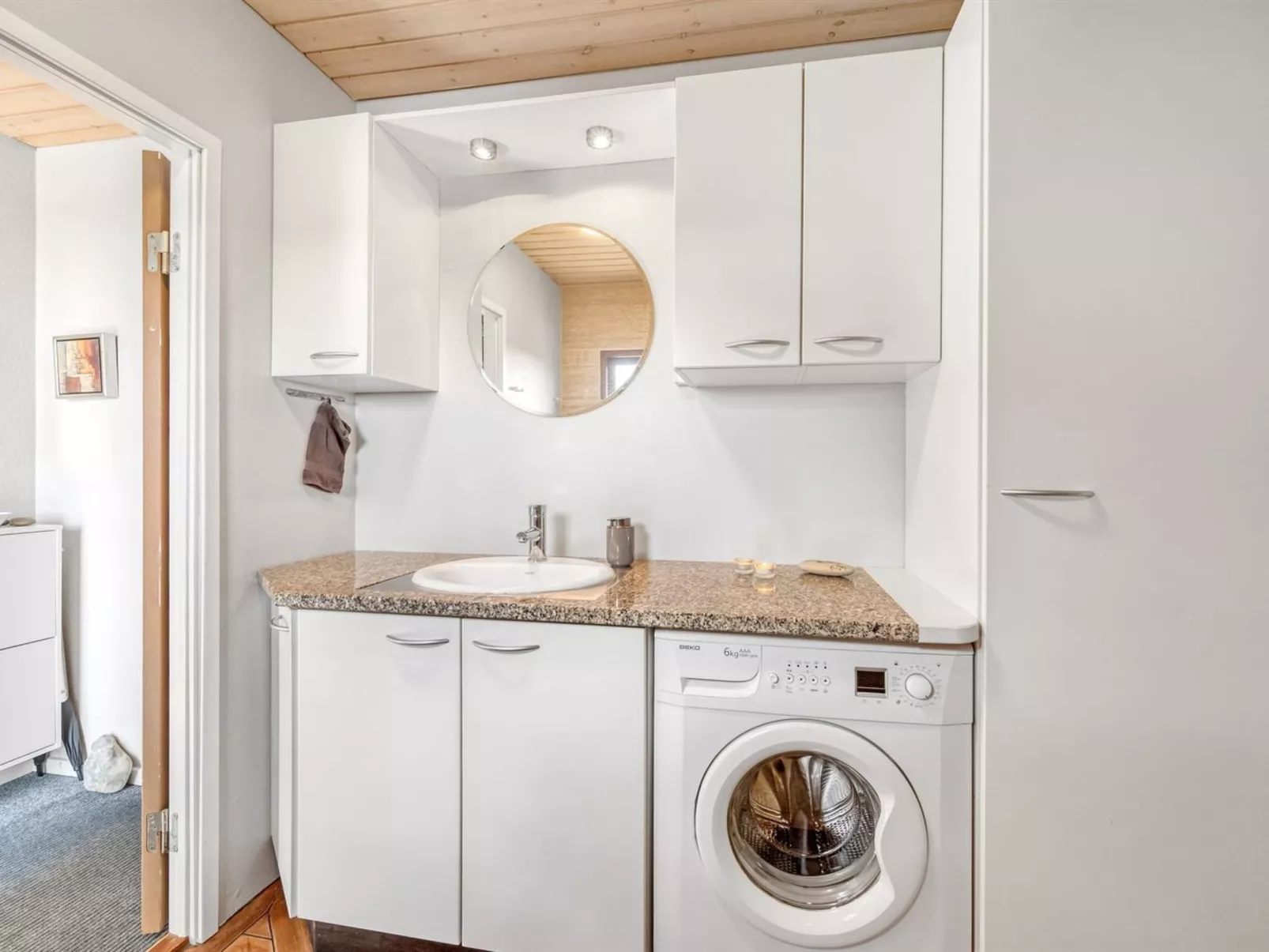 "Viveka" - 500m from the sea-Drinnen
