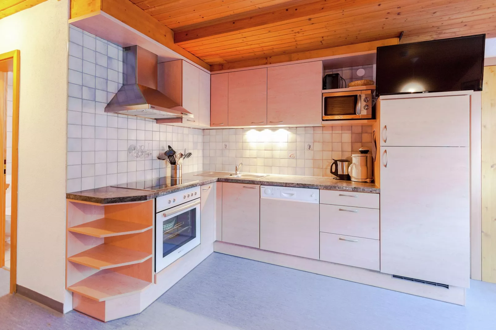 Apartment 2-4/2-Kitchen