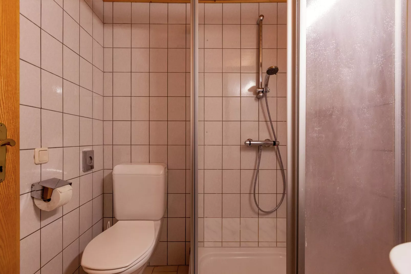 Apartment 2-4/2-Bathroom