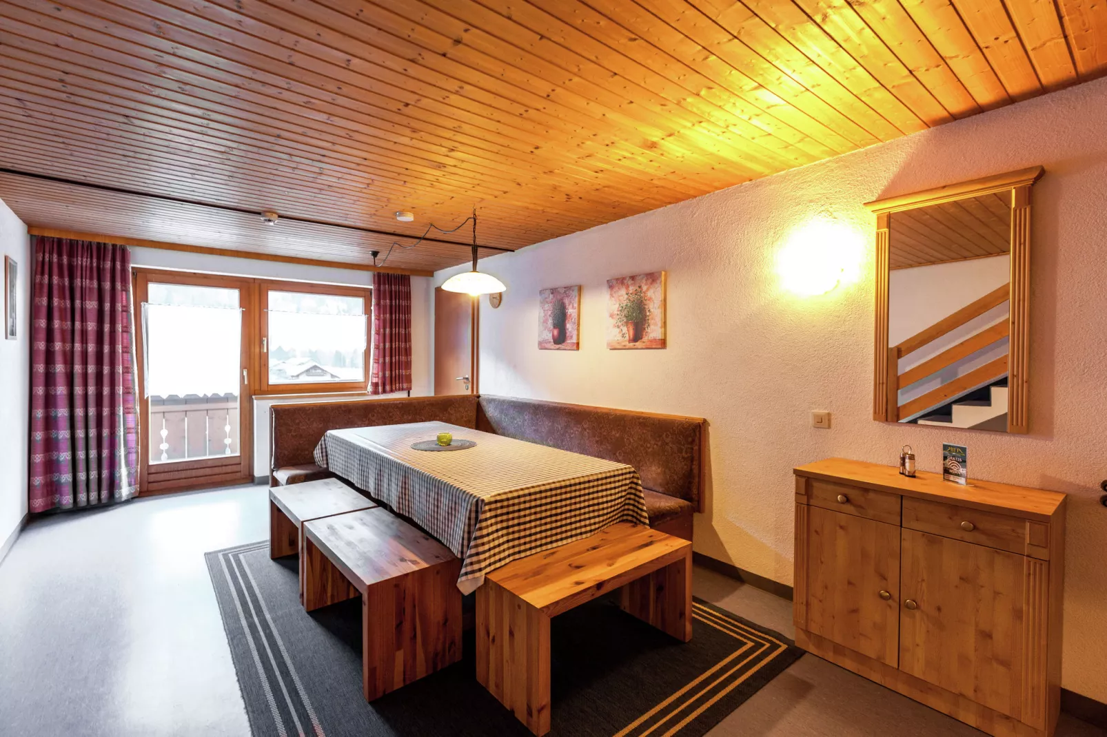 Apartment 4-6/3-Esszimmer