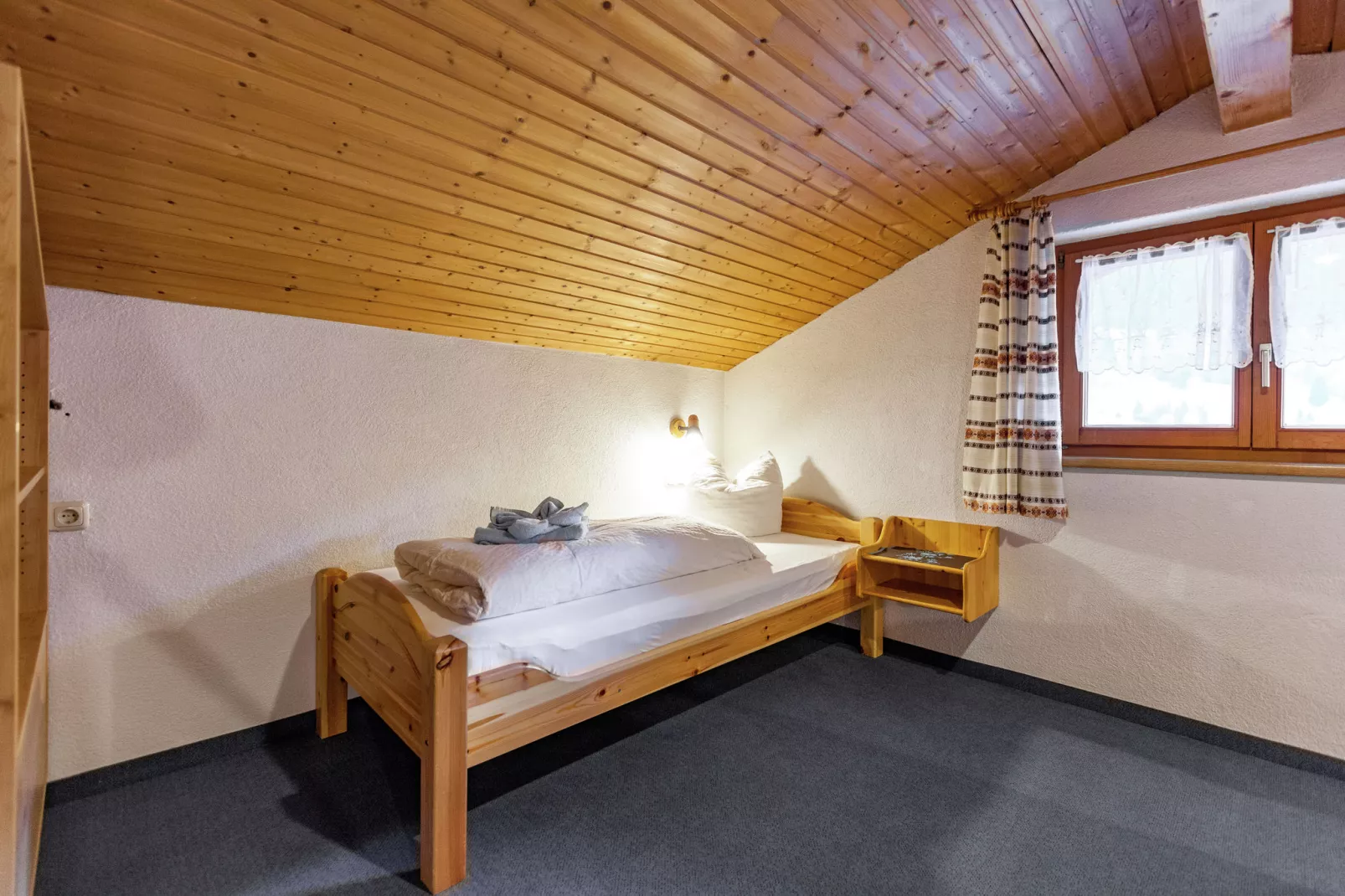 Apartment 4-6/3-Schlafzimmer