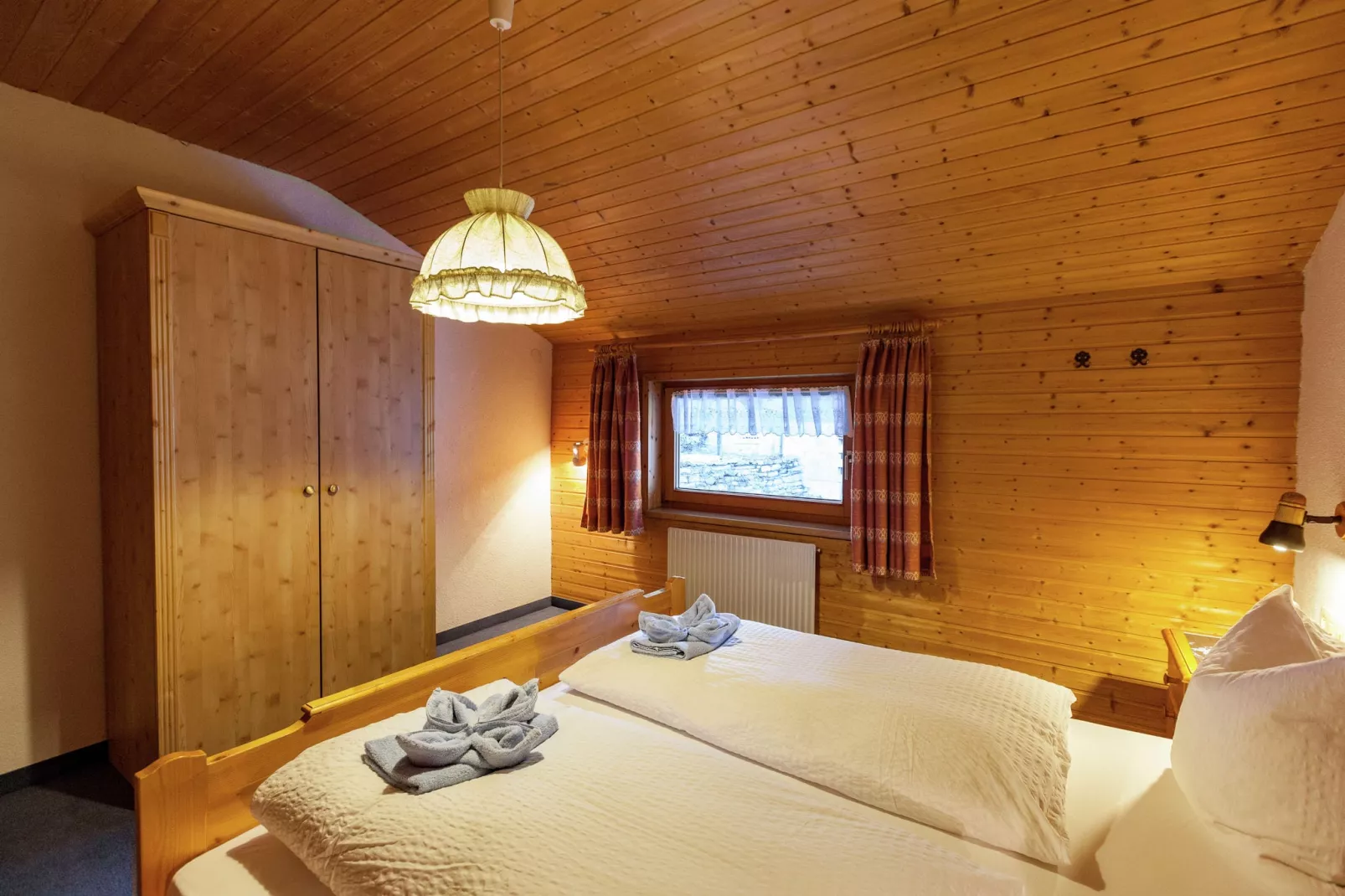 Apartment 4-6/2-Schlafzimmer