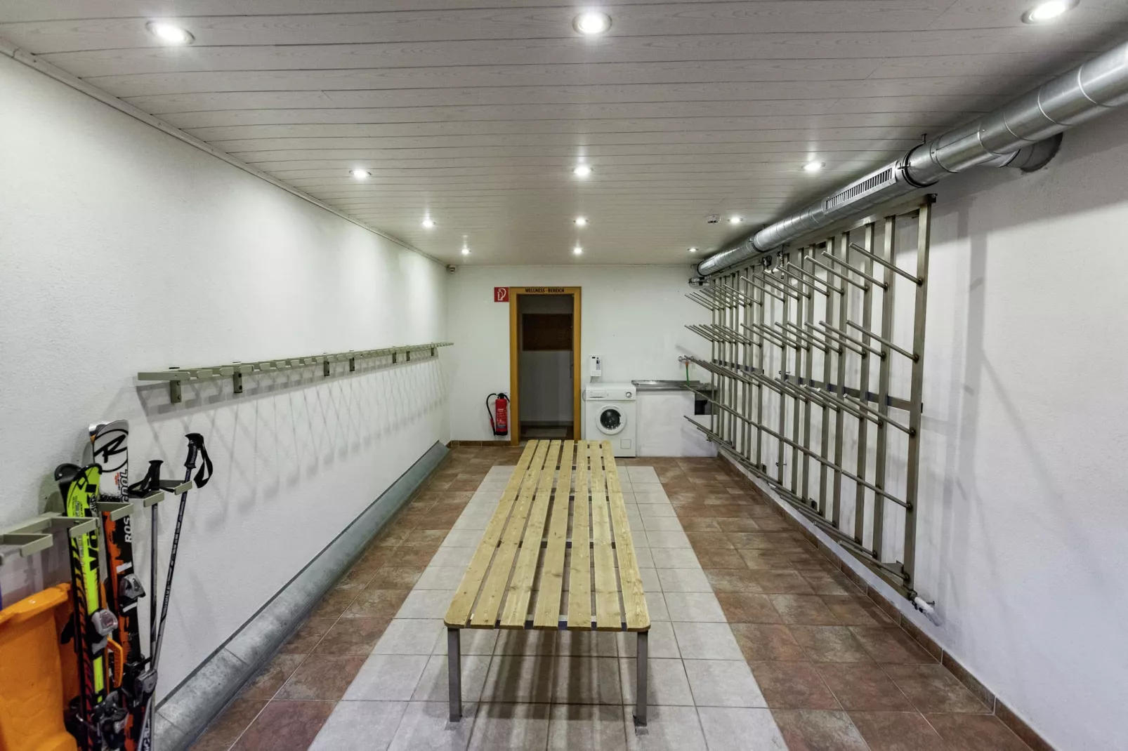 Apartment 2-4/3-Facilities