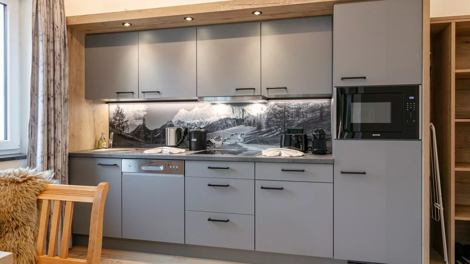 Apart33 Top 1-23-Kitchen