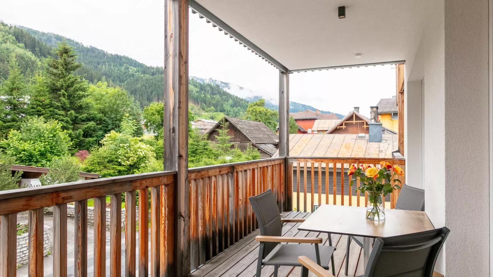Apart33 Top 1-24-Terrace balcony
