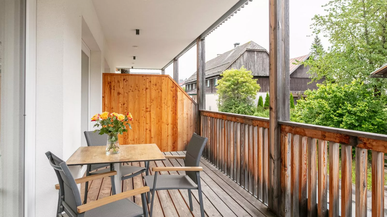 Apart33 Top 1-24-Terrace balcony