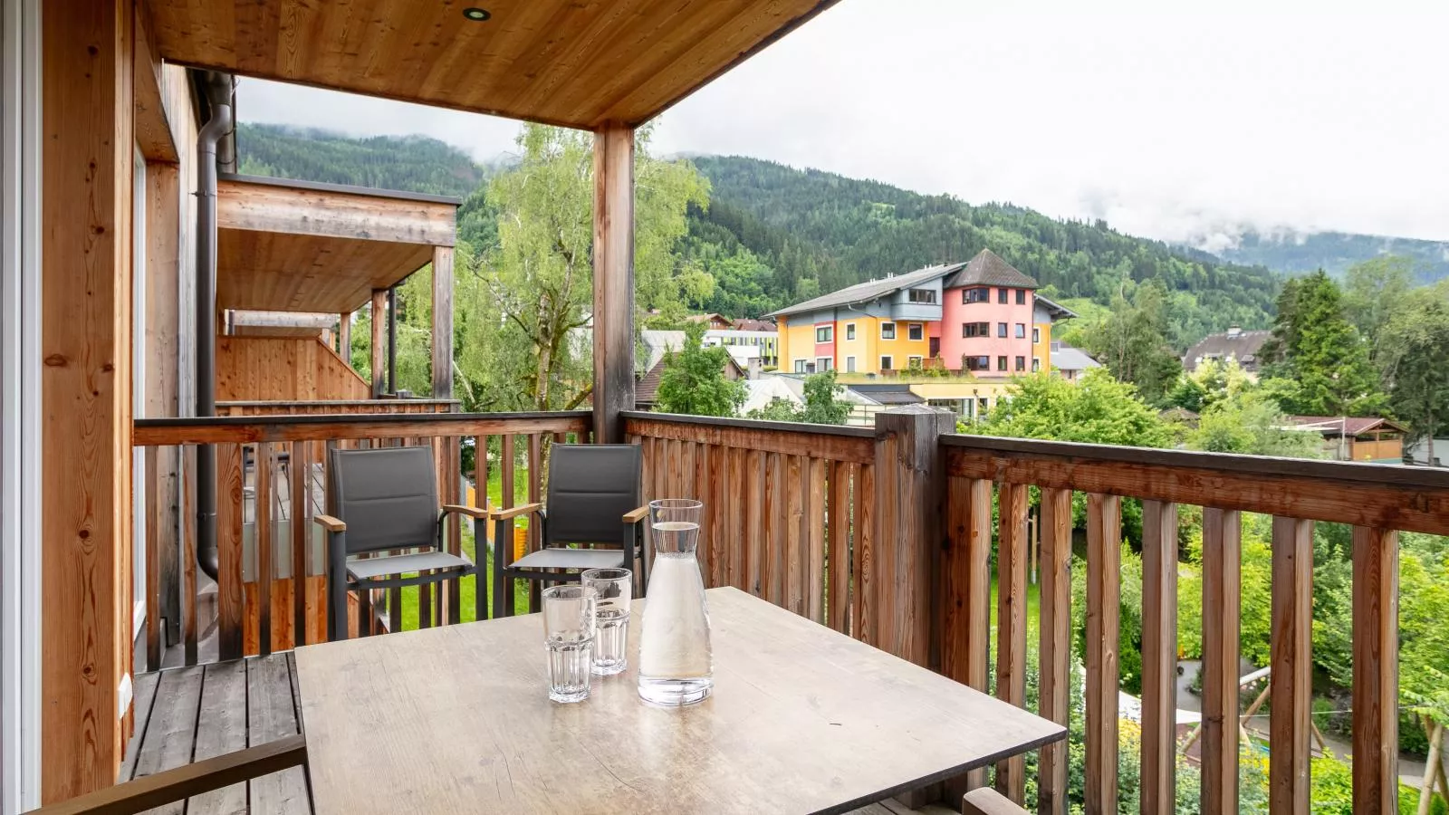 Apart33 Top 2-15-Terrace balcony