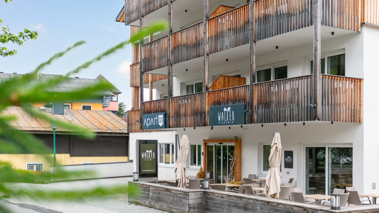 Apart33 Top 1-30-Exterior summer