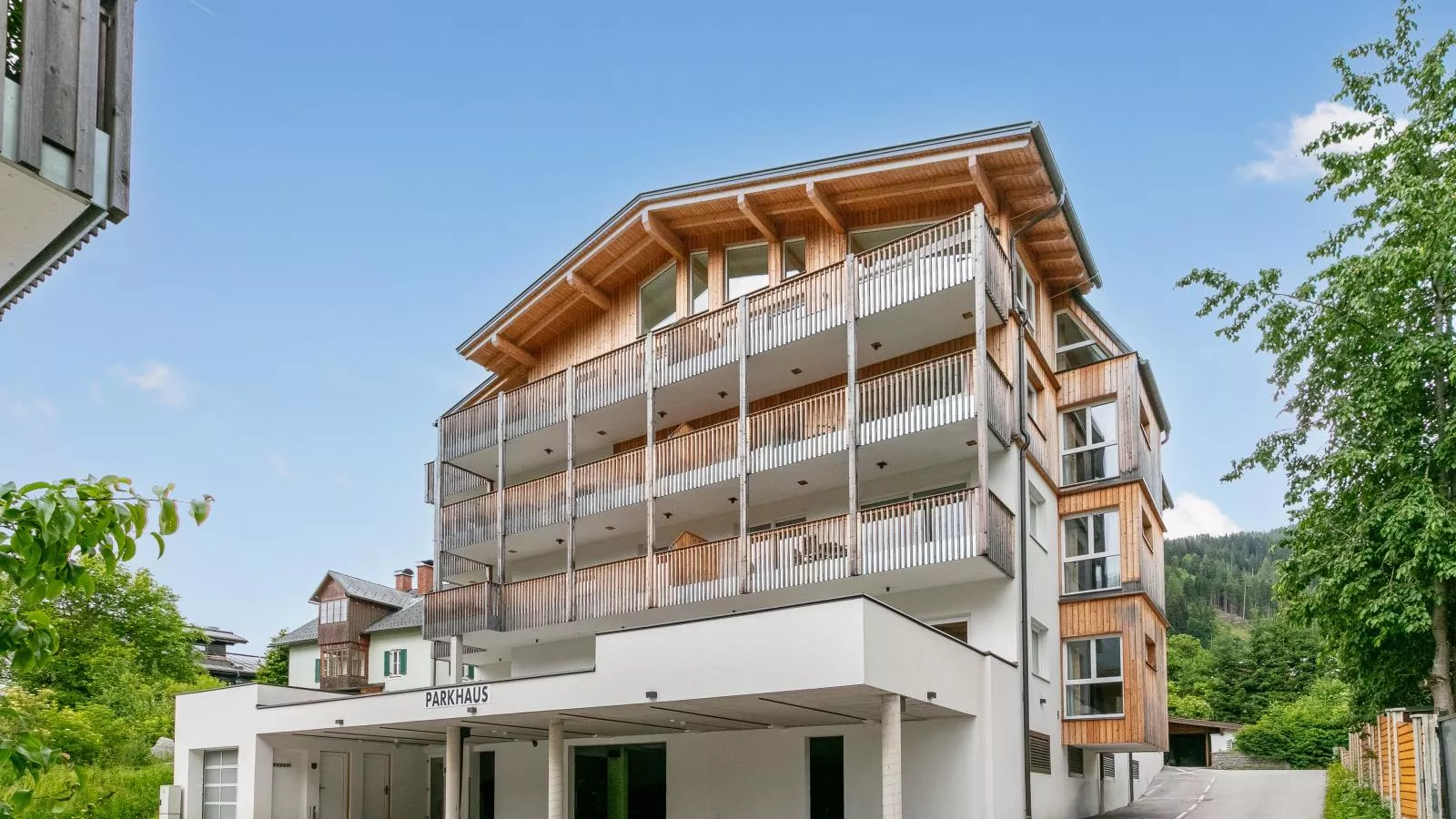 Apart33 Top 1-30-Exterior summer