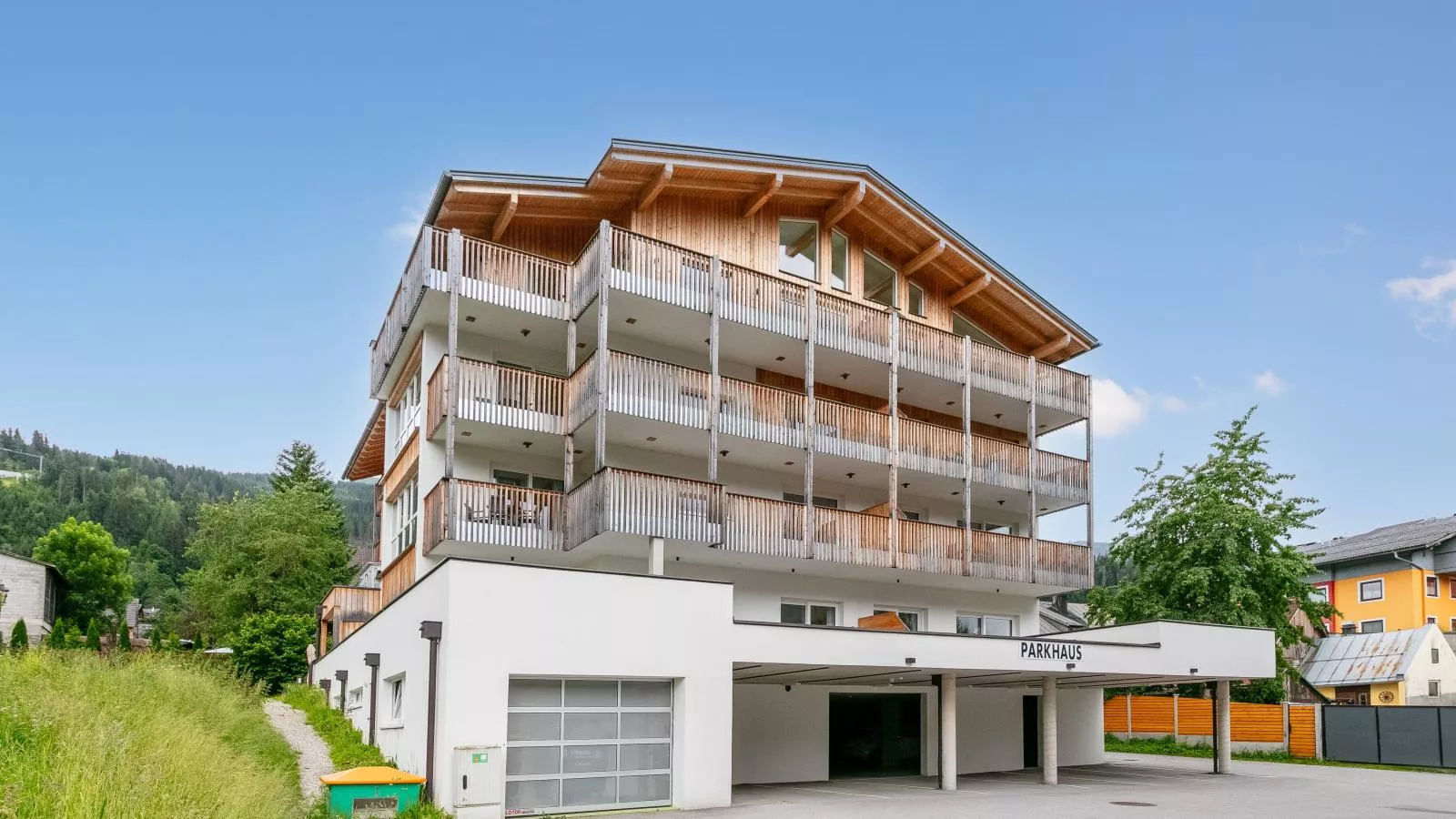 Apart33 Top 1-30-Exterior summer