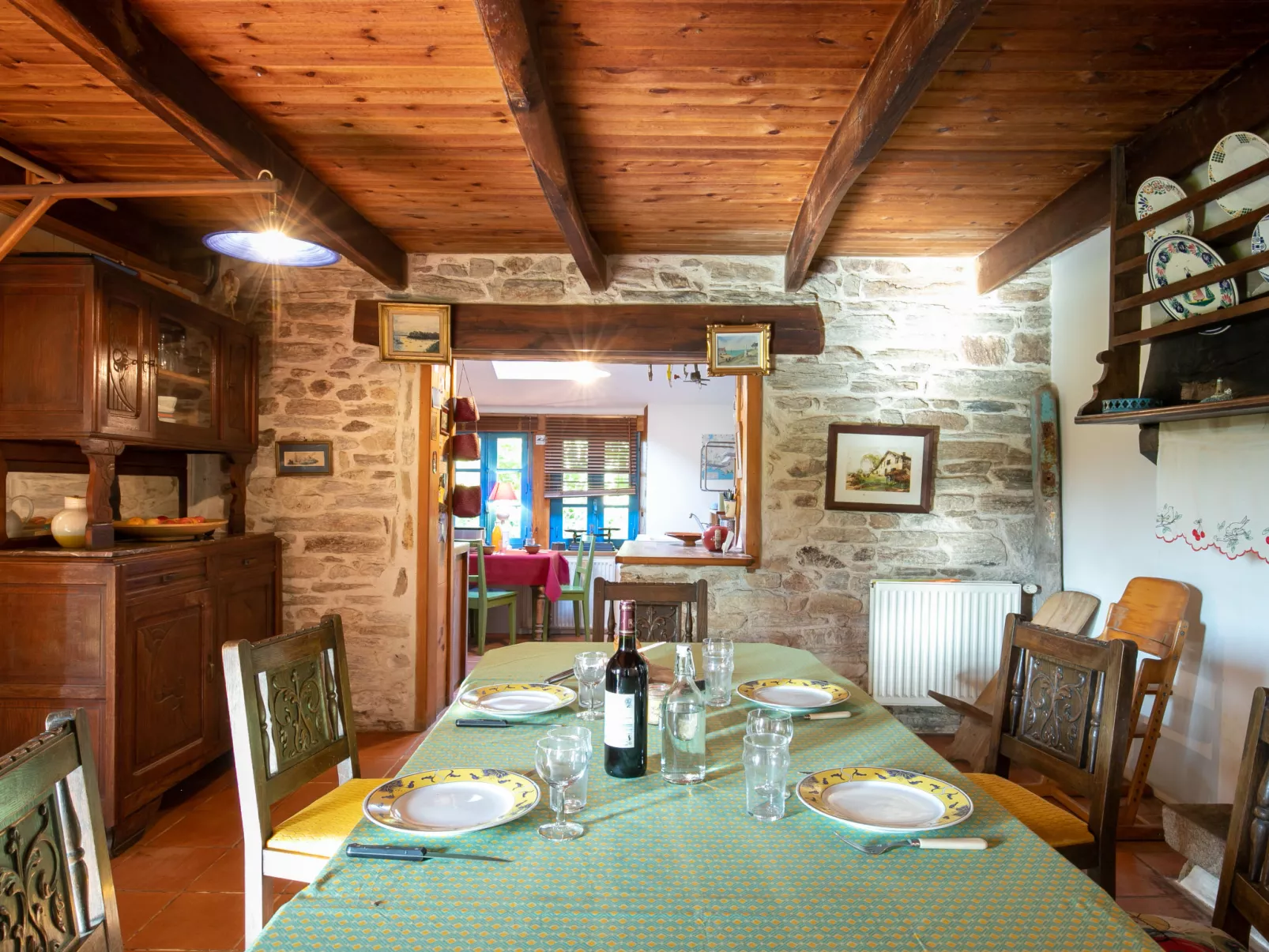Le Petit Poirier-Inside