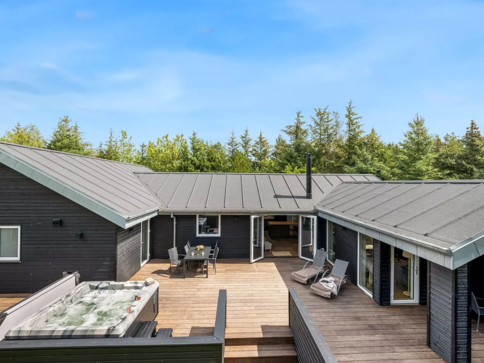 "Baggi" - 900m from the sea-Outside