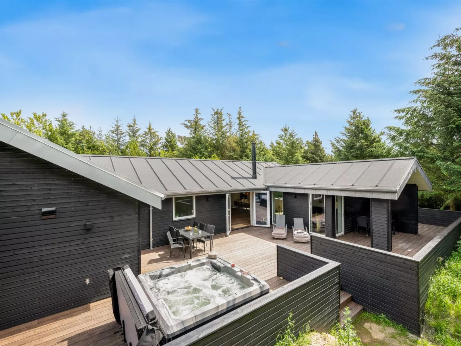 "Baggi" - 900m from the sea-Outside