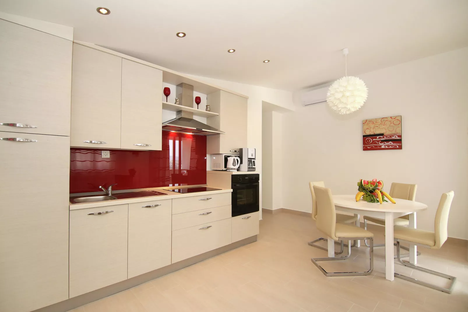 Comfy lux apartment-Kitchen