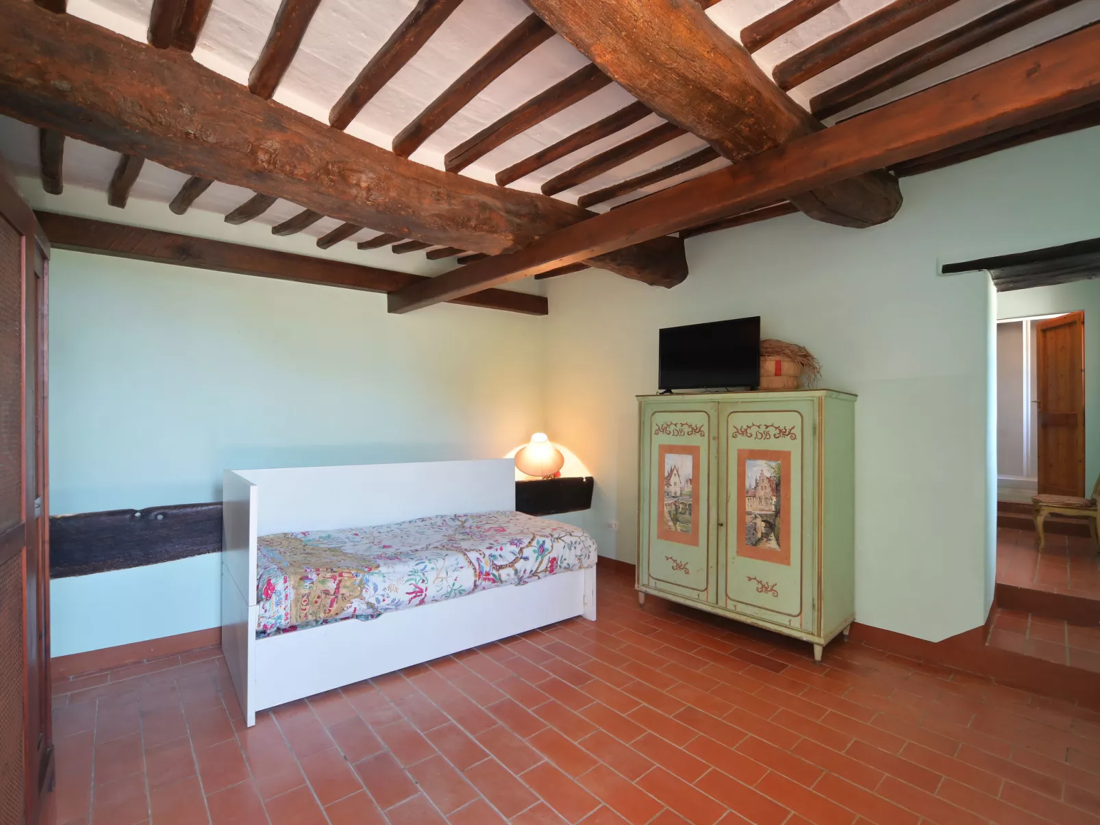 Pietreto-Inside