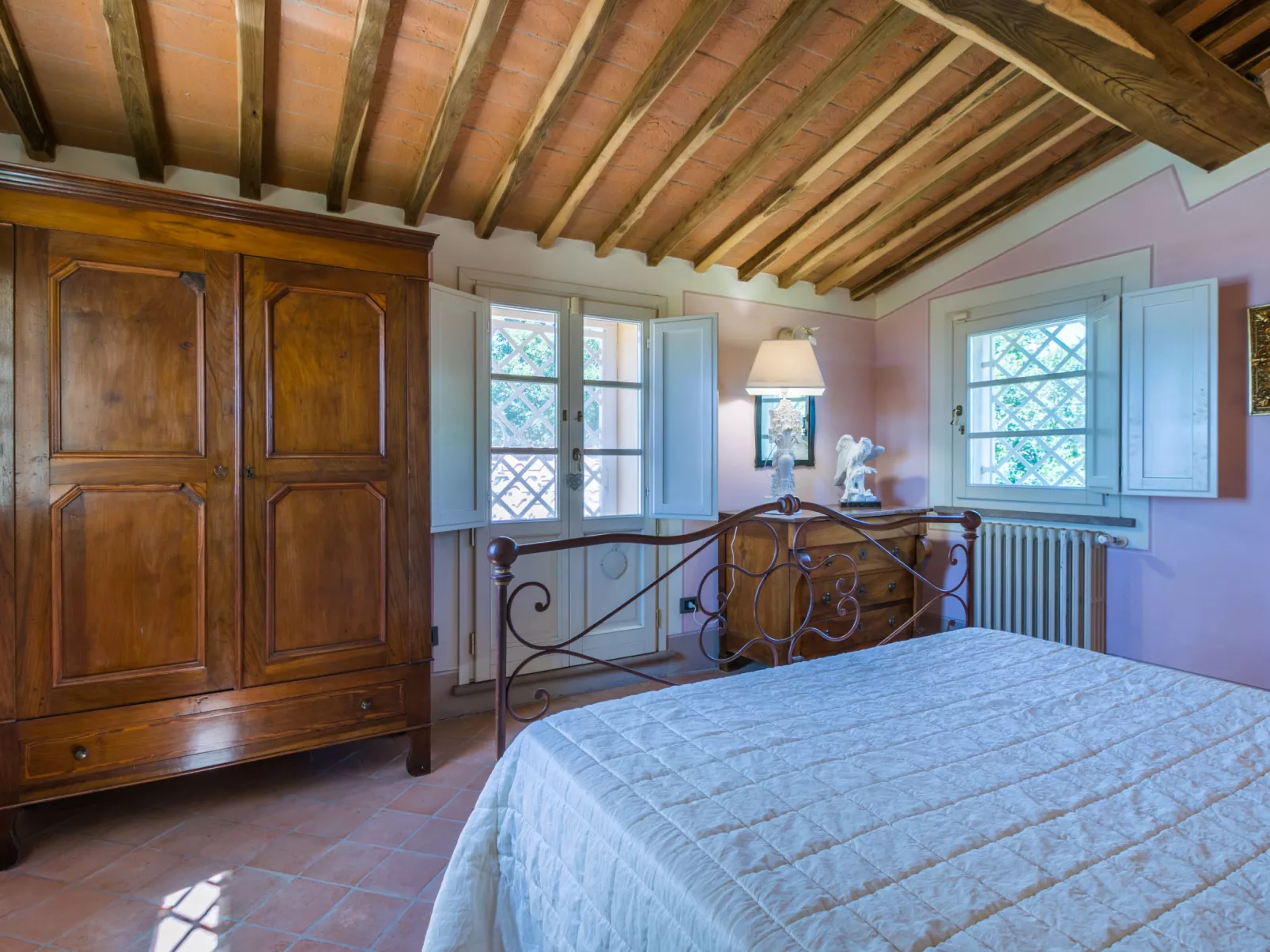 Poggio al Pruno-Inside