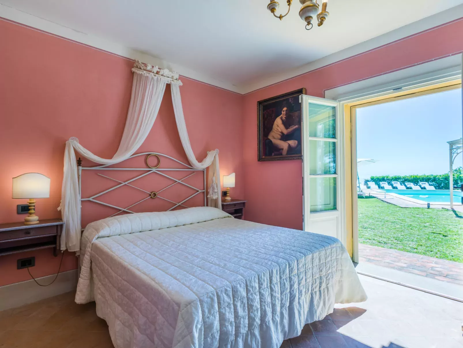 Poggio al Pruno-Inside