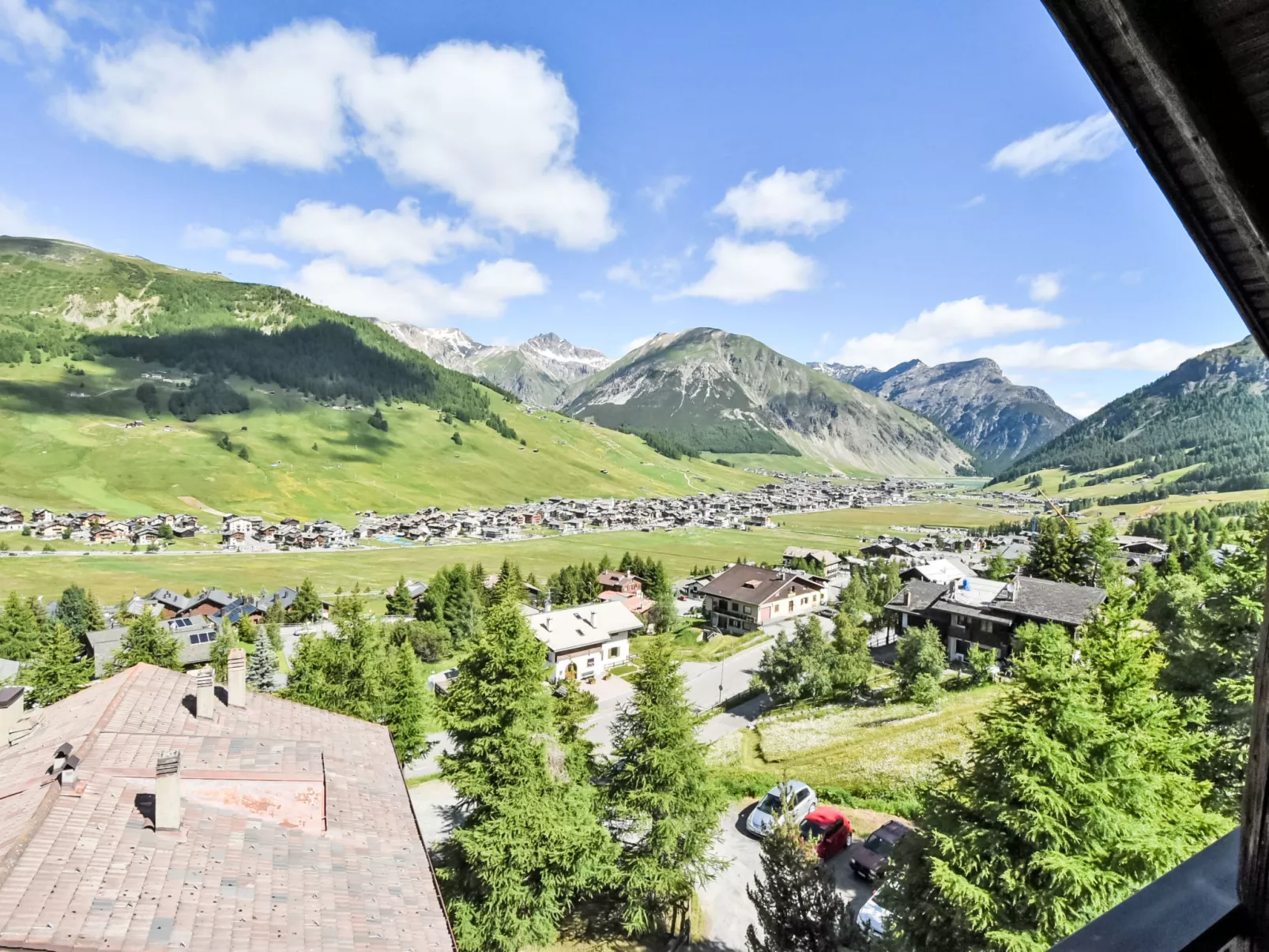 Caterina View-Outside