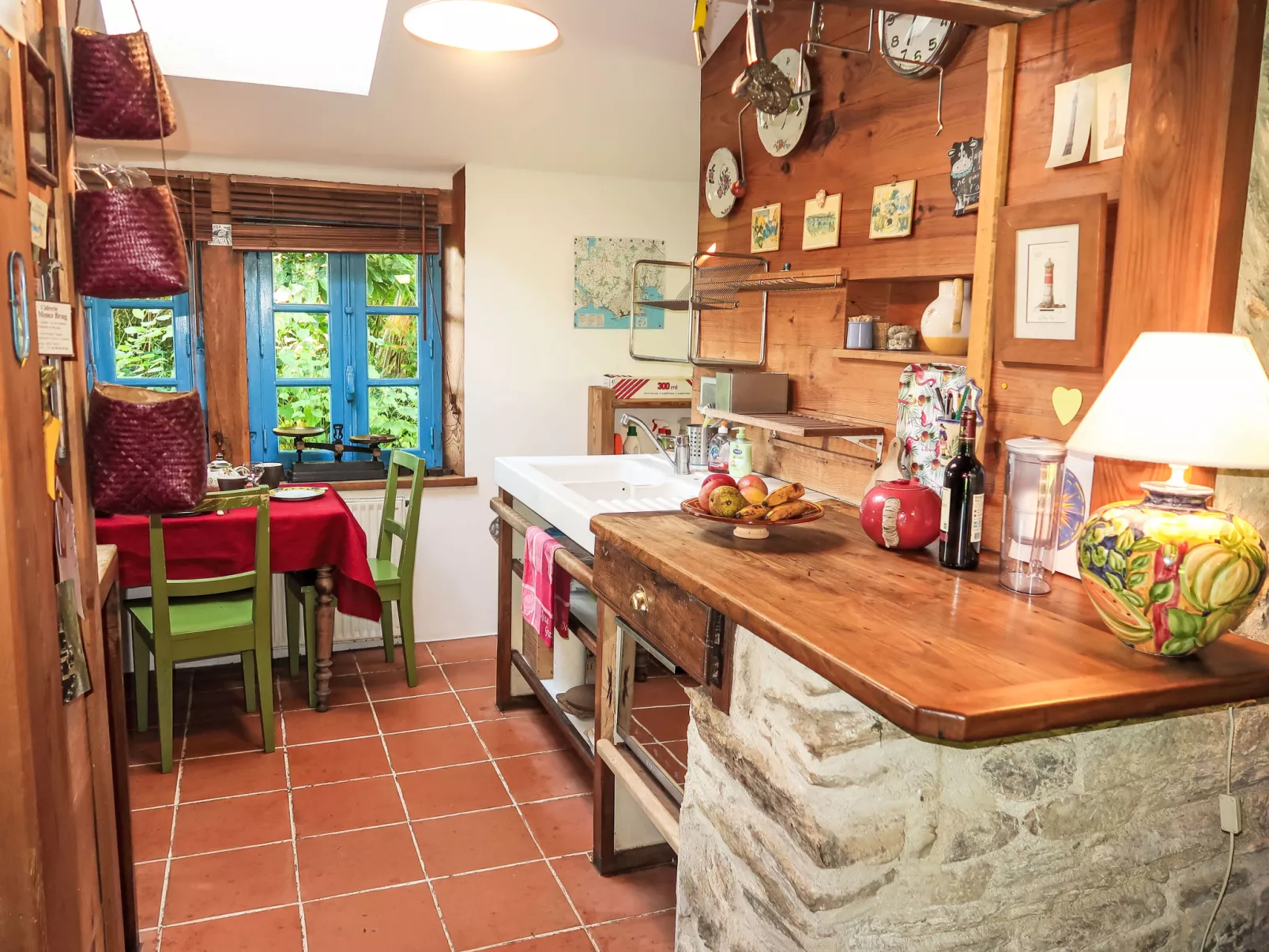 Le Petit Poirier-Inside