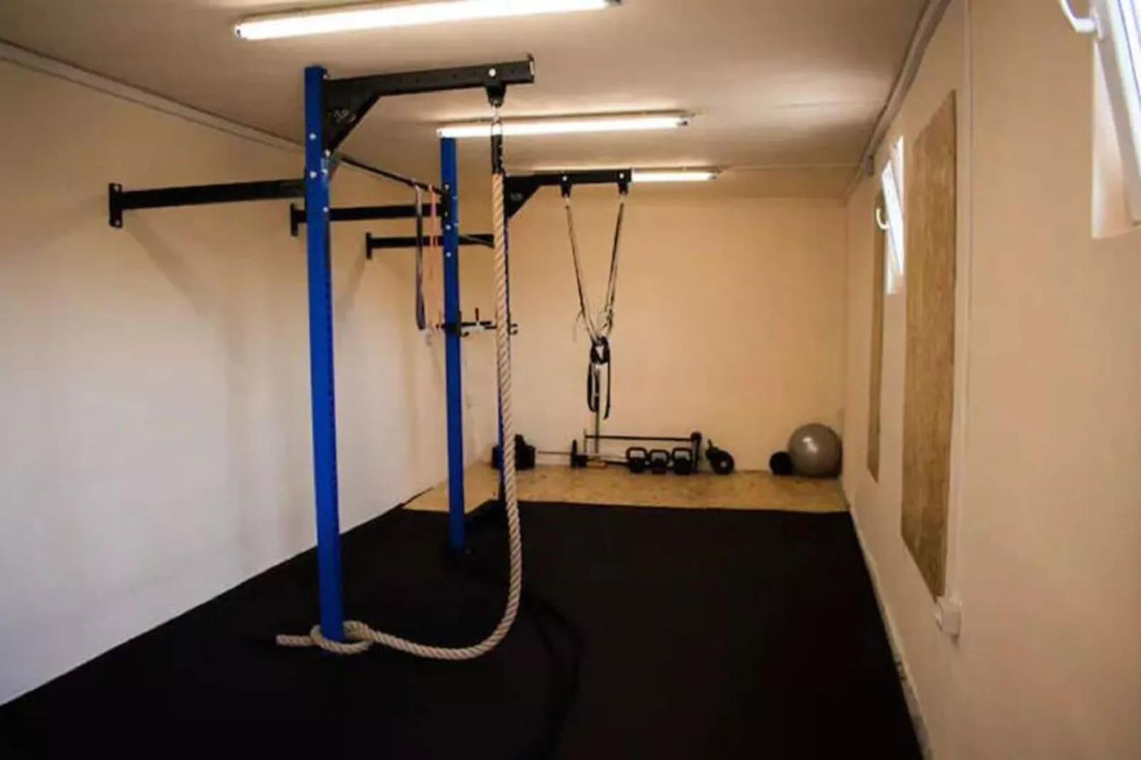 Comfy lux apartment-Facilities