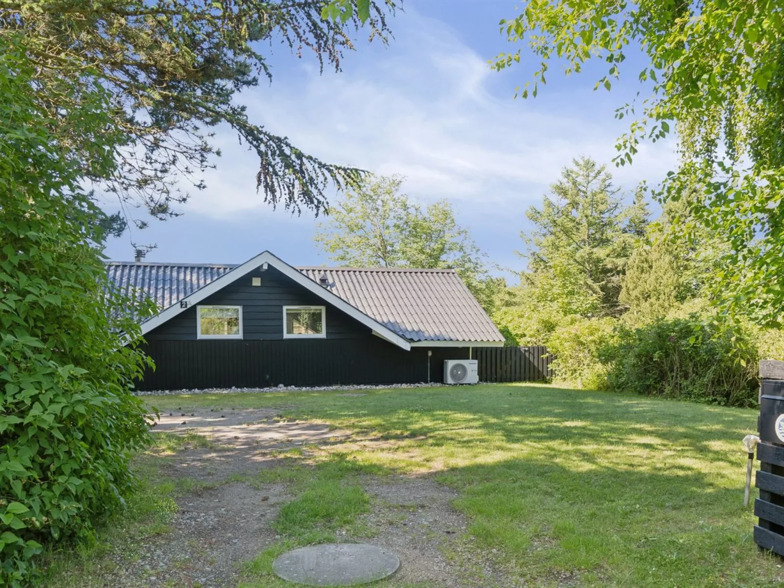 "Laurens" - 800m from the sea-Outside