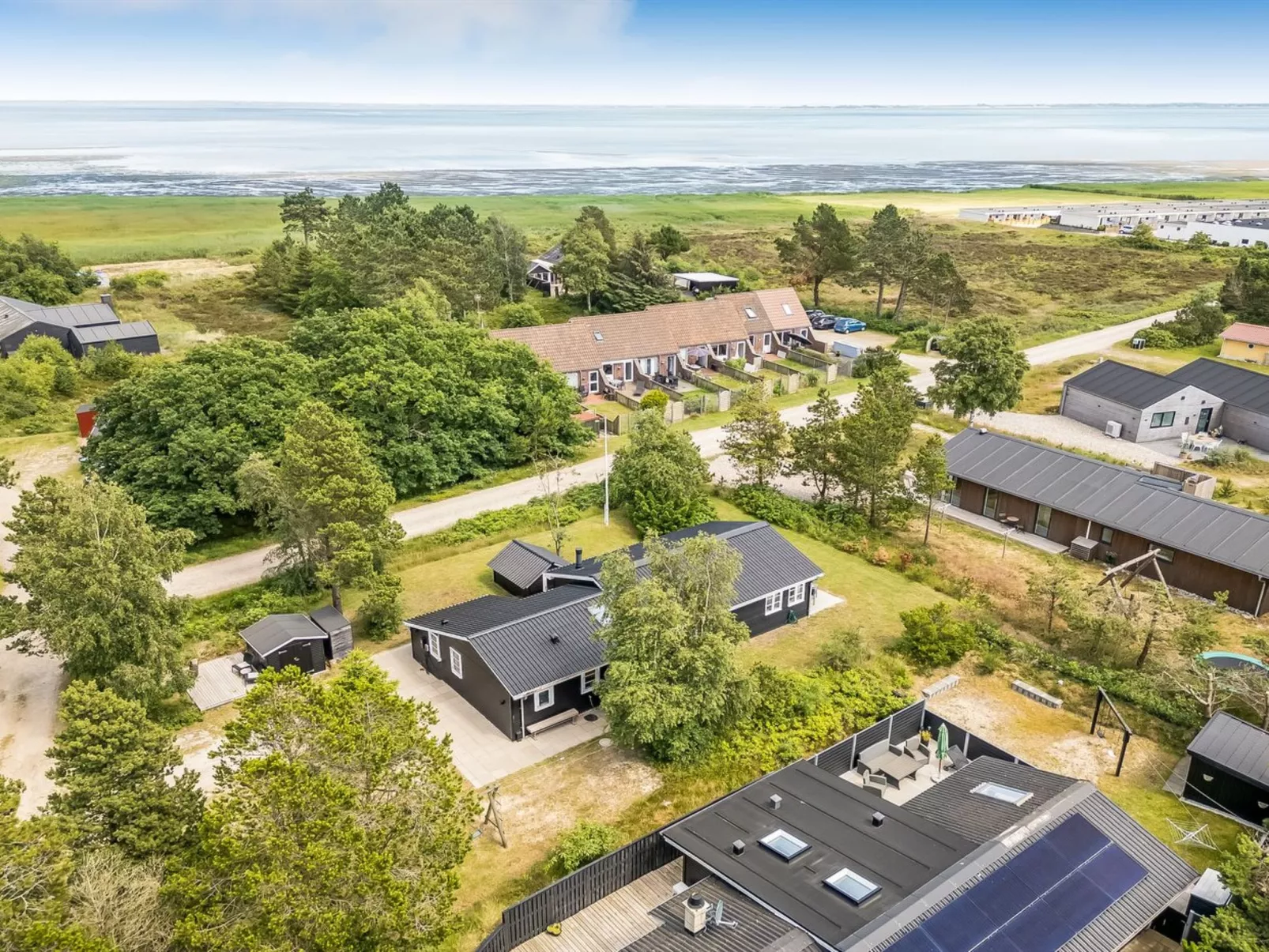 "Riekje" - 2.3km from the sea-Outside
