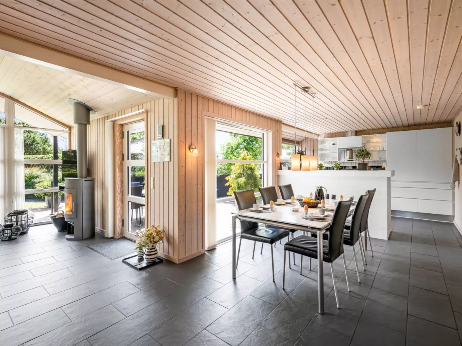"Fritzi" - 1.7km from the sea-Inside