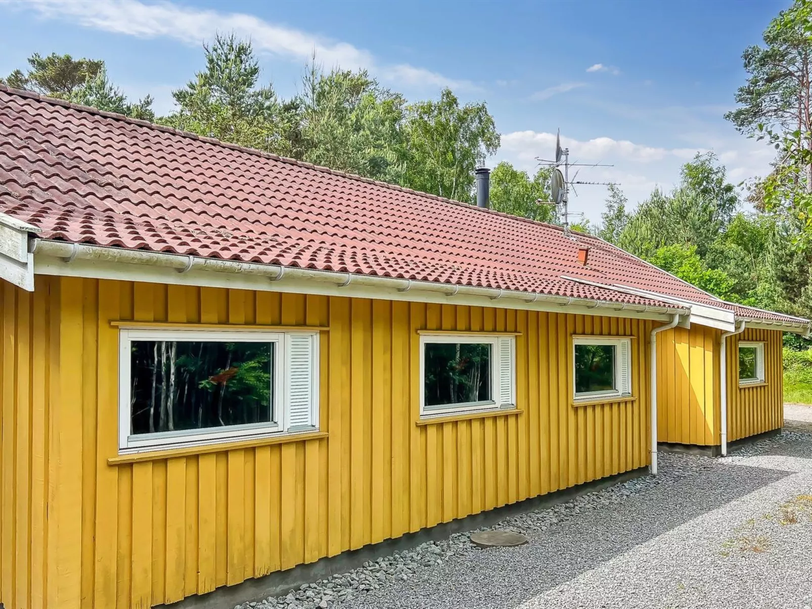 "Freija" - 800m from the sea-Outside