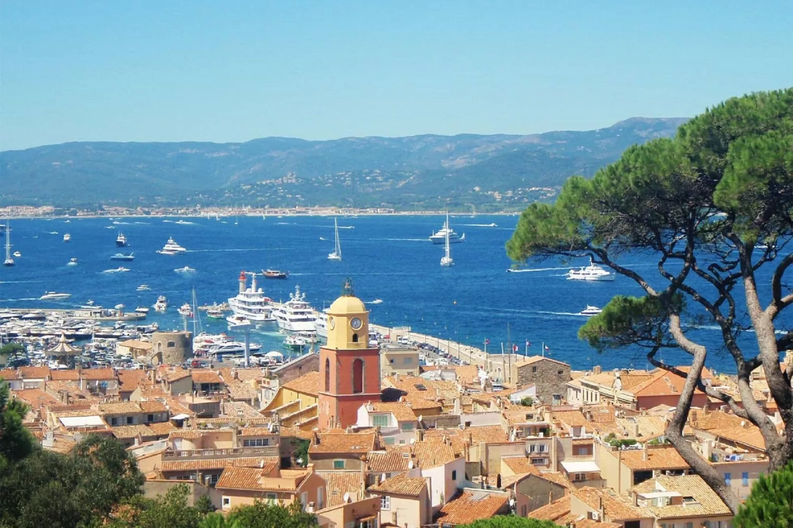 Studio in Sainte-Maxime-Areas summer 20km