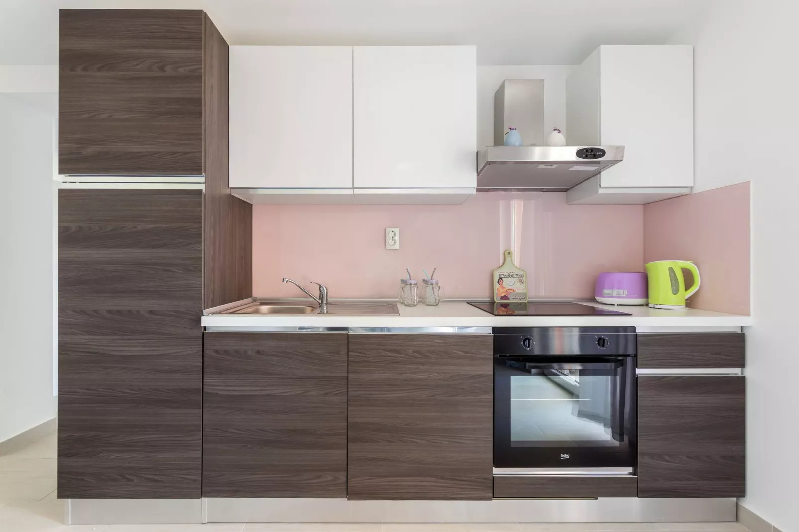 Sunrise apartment-Kitchen