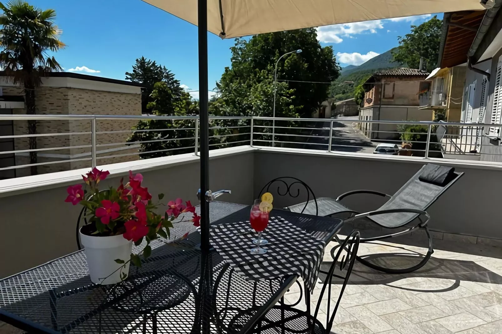 Mamma Oca-Terrace balcony
