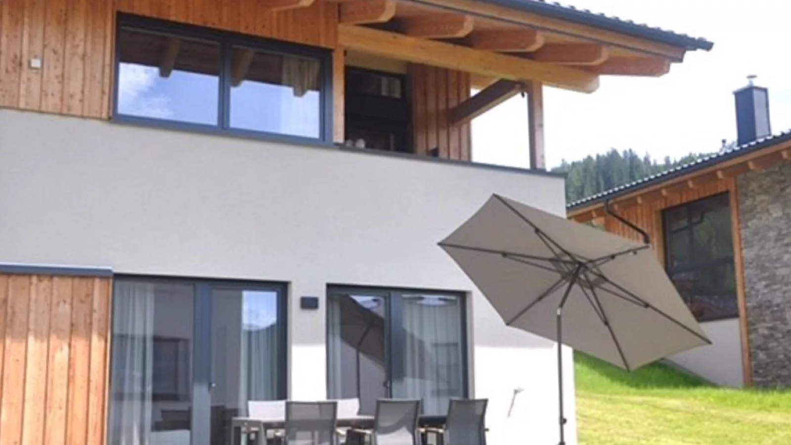 Grebenzen Eiszeit Lodge-Exterior summer