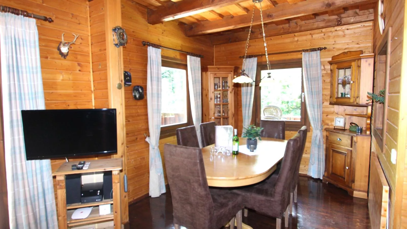Mooshausl-Dining room