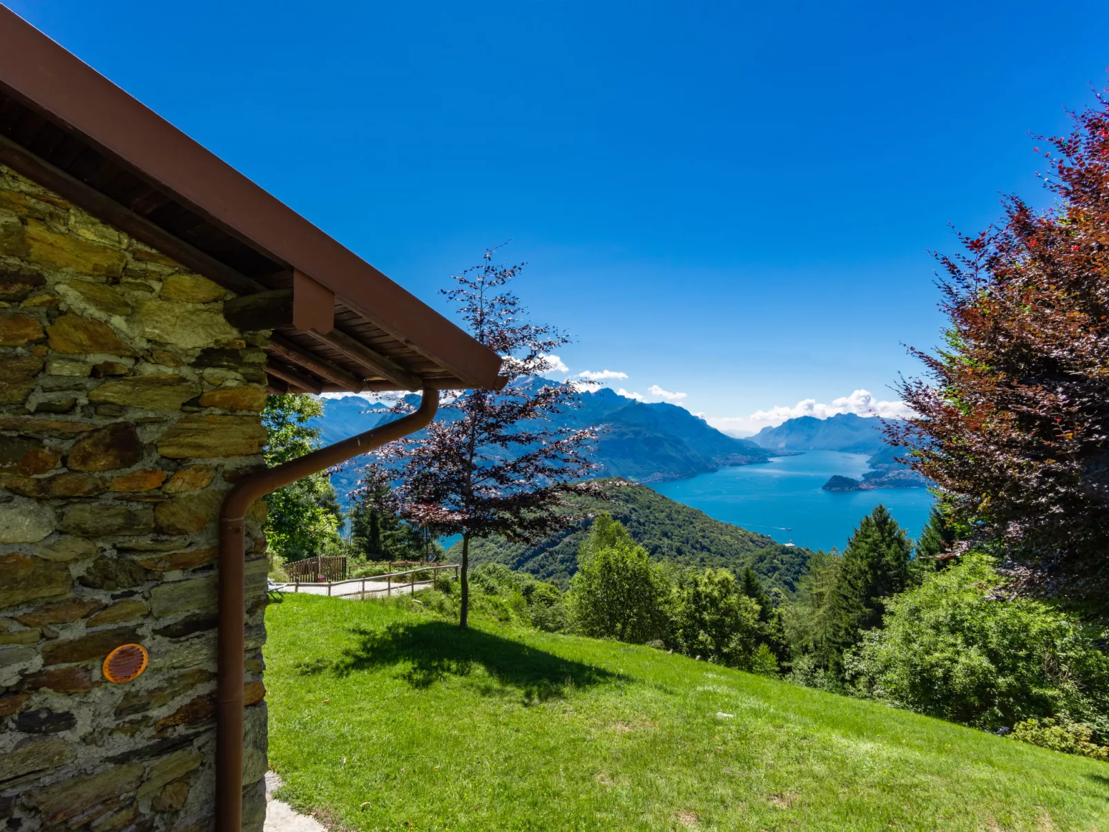 Munt del Nana-Outside