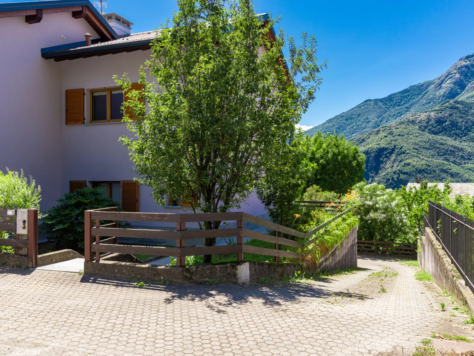 Angelina House-Dehors