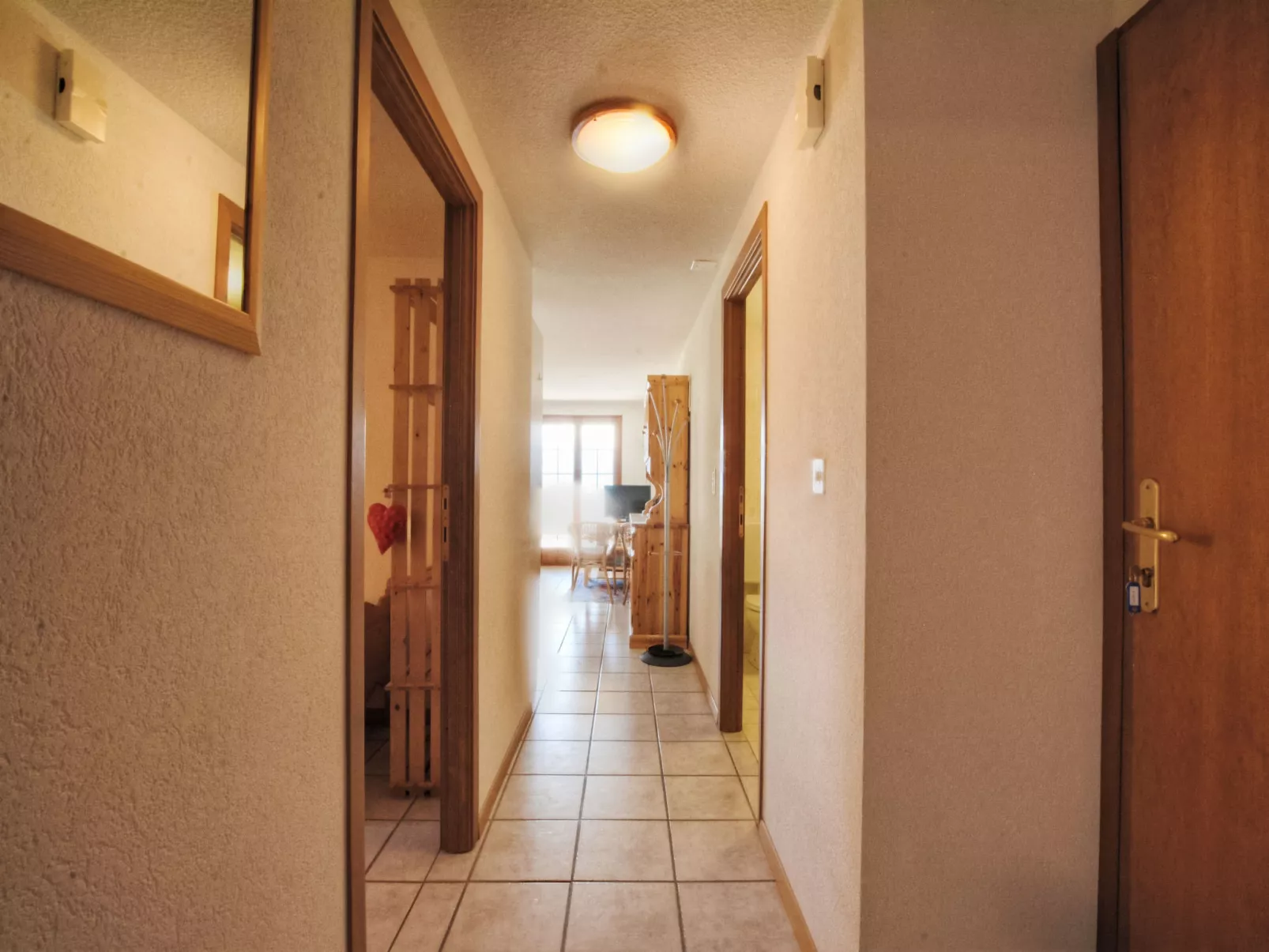 Les Rocailles-Inside
