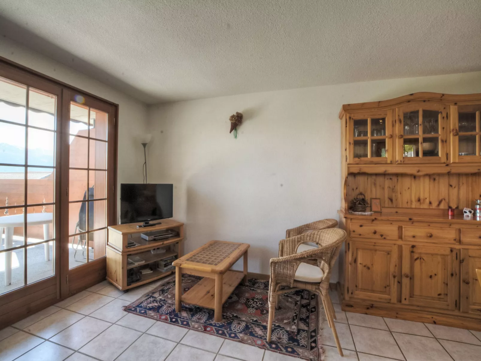 Les Rocailles-Inside