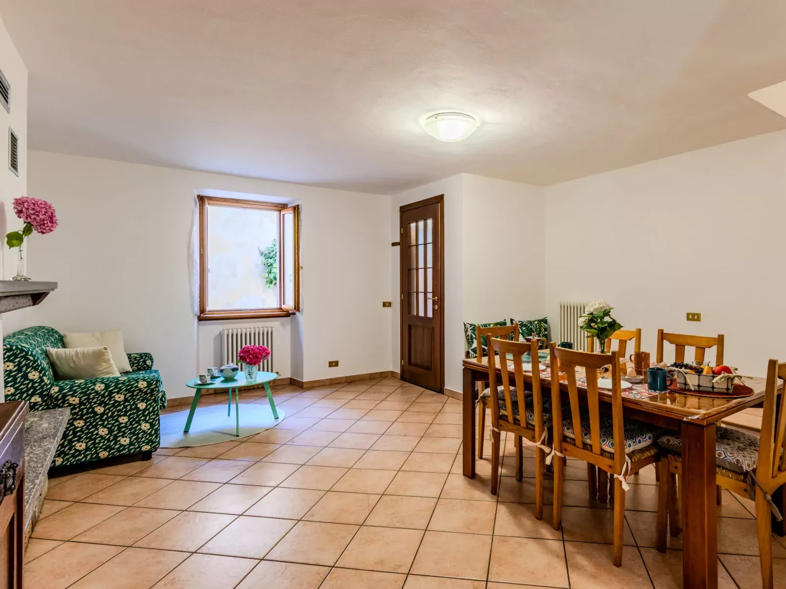 A Casa di Lale-Inside