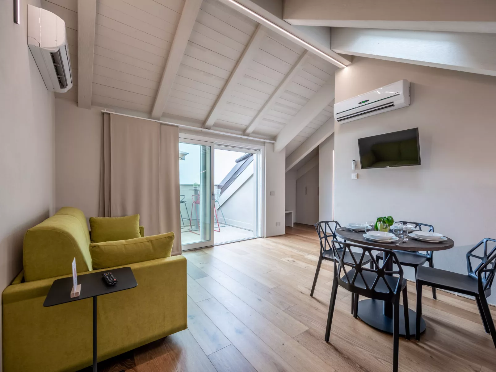 Casa Calleri-Inside