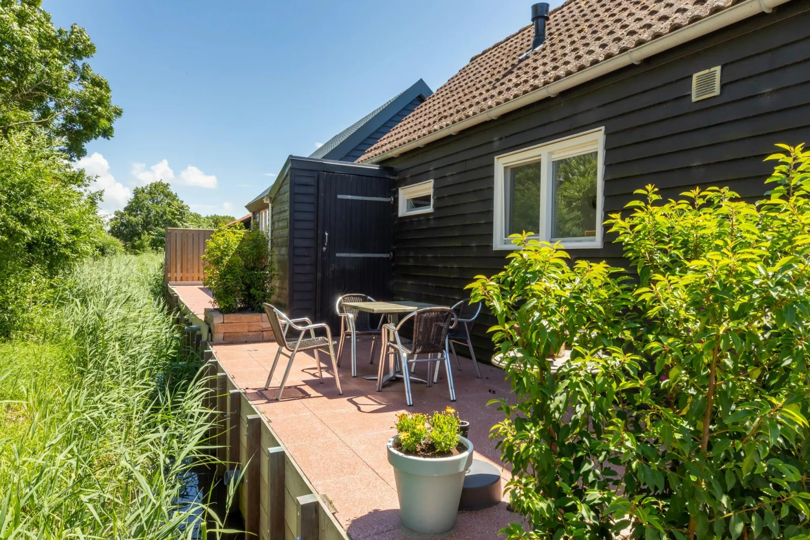 Achterweg 10 l Zonnemaire 'Sol e Mar'-Exterior summer