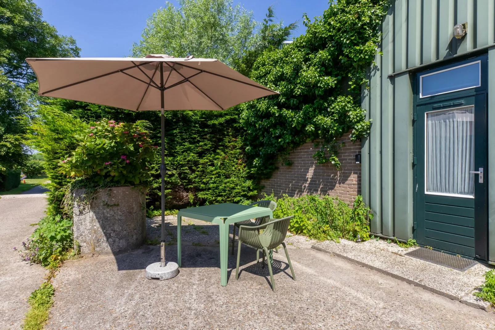 Studio - Kon Emmaweg 6-Terrace balcony