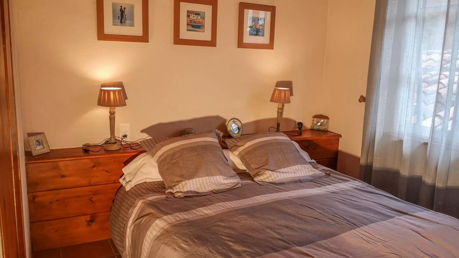 Gite des Kathares-Bedroom