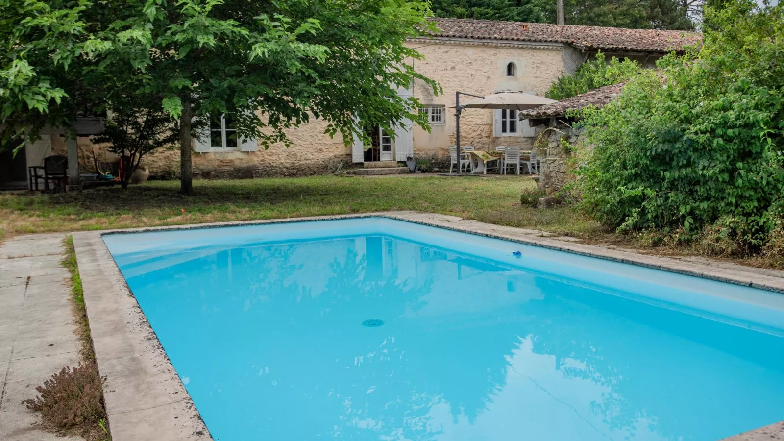 poolofhouse