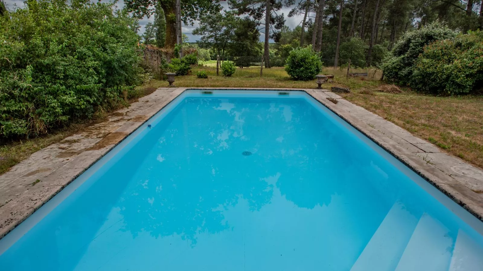 Fond de Bacquey-Pool
