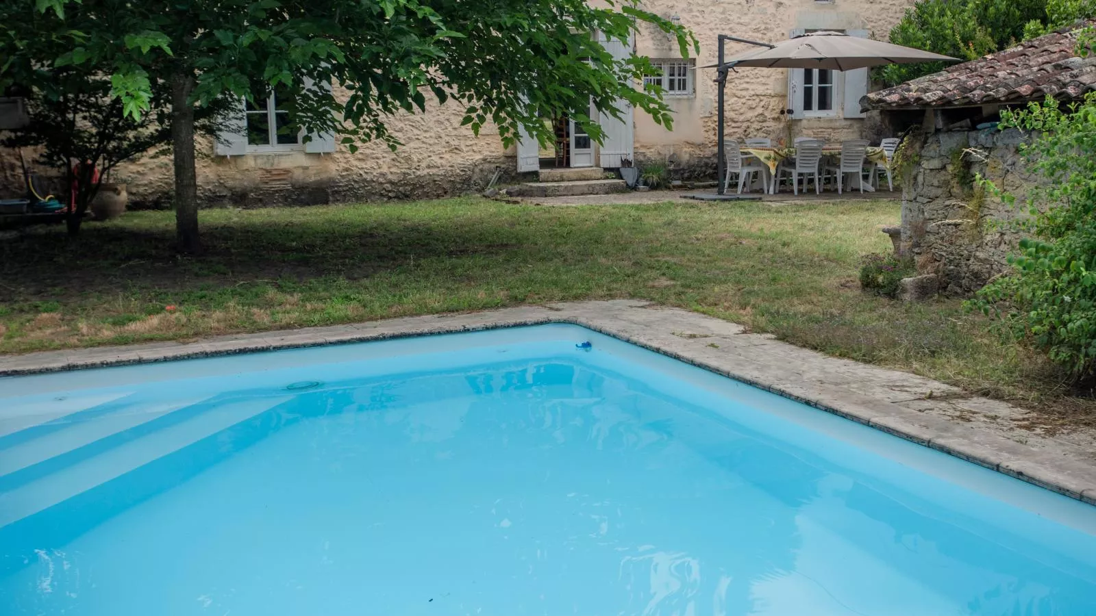 Fond de Bacquey-Pool