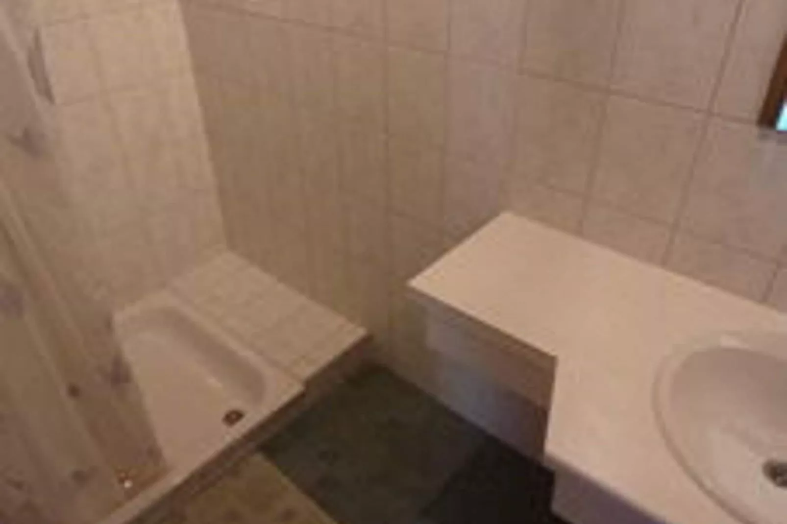 Les Prés Verts-Bathroom